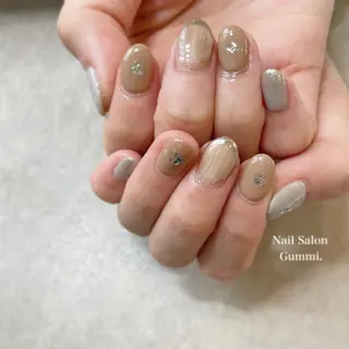 ネイル Nail Salon Gummi.のネイルデザイン