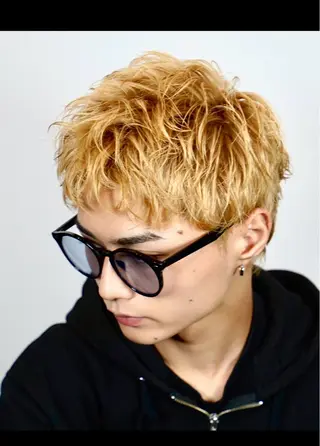 ショート カラー パーマ スパイキーショート メンズ特化/鈴木美璃のヘアスタイル