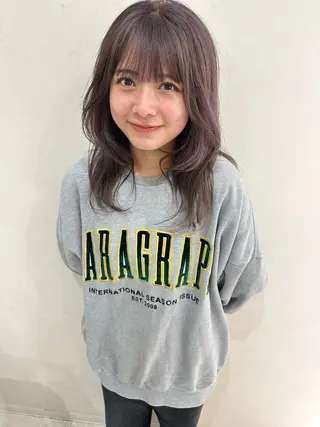 カラー Lond  Emi 艶髪モテヘアのヘアスタイル