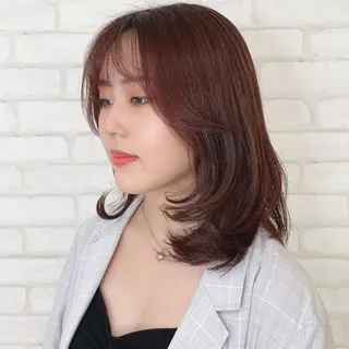 ミディアム カラー abilita AZUSAのヘアスタイル