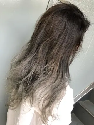 ロング カラー PSY(サイ)所属・PSY(サイ)池袋 金田尚久🎨のヘアスタイル