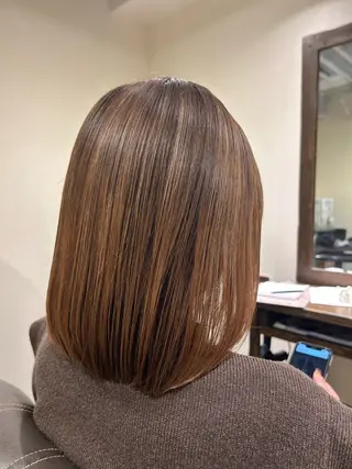 ミディアム 鈴木 香奈のヘアスタイル