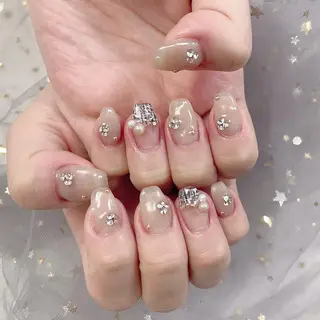 ネイル ネイルサロンエクラ 🫧Shizukaのネイルデザイン