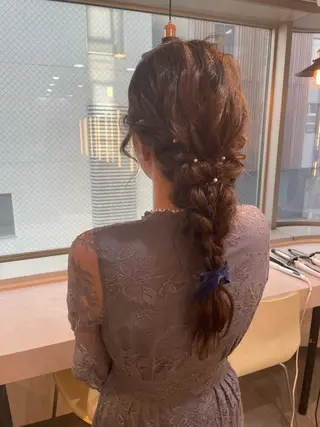 ロング アールバイニーナ所属・R by NINA アールバイニーナのヘアスタイル