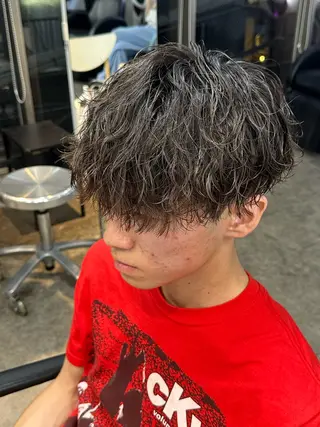 パーマ メンズ fifth men's原宿所属・fifth/原宿/ シャドウパーマ/カズのヘアスタイル