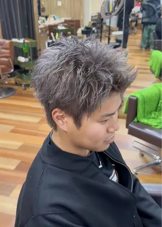 ショート ウエチ シオミ 金沢文庫のヘアスタイル