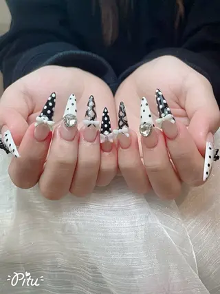 ネイル Nie Nail Hinatachanのネイルデザイン