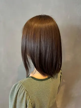 カラー 下山 萌華のヘアスタイル