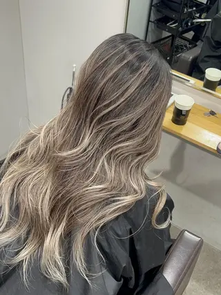 ロング カラー ✨【公式】 juhl.横浜✨のヘアスタイル