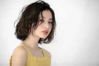 ミディアム Endearing 銀座/レイヤーカットのヘアスタイル