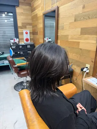 ミディアム メンズ LUAU 尼崎/ ISOBEのヘアスタイル