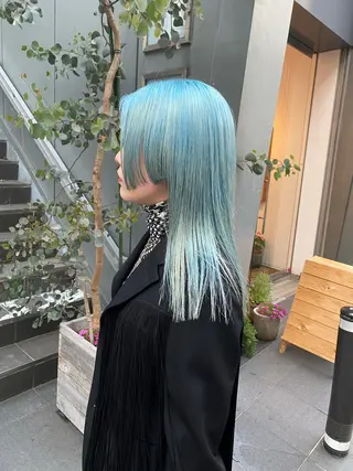 セミロング カラー 吉武 茂暉のヘアスタイル