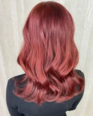 ロング カラー UNDER vr 【アンダーバー】のヘアスタイル