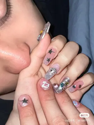 ネイル ToliyDeliy Nail Salonのネイルデザイン