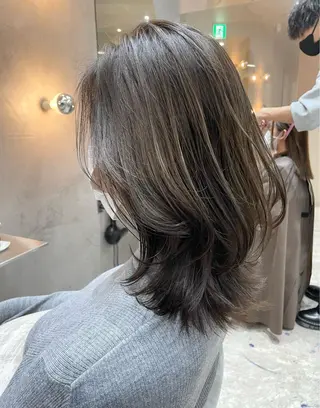 ミディアム YUKI / レイヤーカット🤍のヘアスタイル