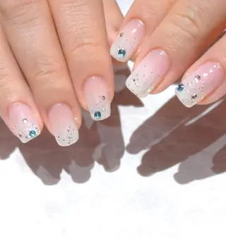 ネイル 會田 瑠衣のネイルデザイン