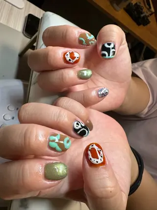 ネイル 越猪 未来のネイルデザイン