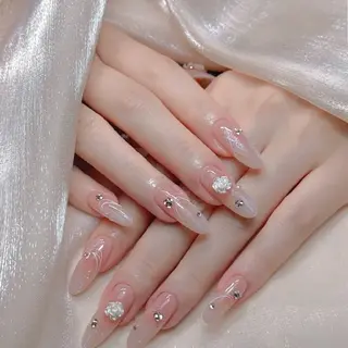 ネイル 鈴木 彩星のネイルデザイン