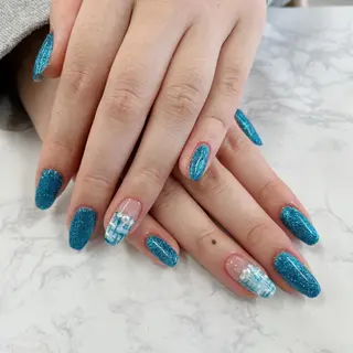 ネイル Bianca TORII🌞のネイルデザイン