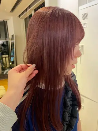 ロング カラー 南部 綾音のヘアスタイル