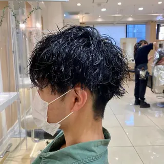 ショート パーマ メンズ メンズ特化型美容師 栗山勇人のヘアスタイル