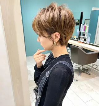 ショート 韓国レイヤー🇰🇷 ReLien西大寺店のヘアスタイル