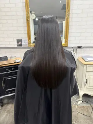 ロング イシイ シュータのヘアスタイル