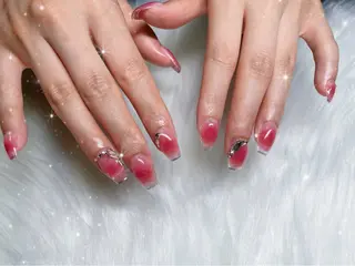 ネイル nailsalon Queen Stellar所属・クイーンステラ mocaのネイルデザイン