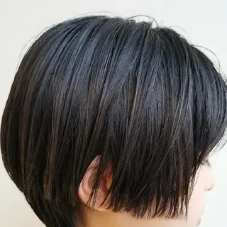 ショート カラー iplus✴ まつげ、眉毛、耳つぼのマツエク・マツパデザイン