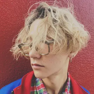 メンズ パーマ 染谷 菜月の眉毛・アイブロウイメージ