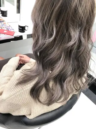 ロング カラー 海外風レイヤーカット 👑店長　平松　由のヘアスタイル