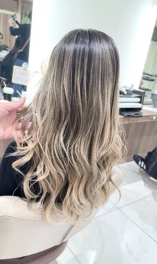 セミロング カラー 山崎俊輔/髪質改善 /バレイヤージュのヘアスタイル