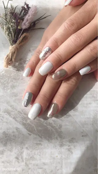 ネイル 内田 奈津美のネイルデザイン