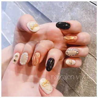 ネイル ＶＩＶＩ nailsalonのネイルデザイン