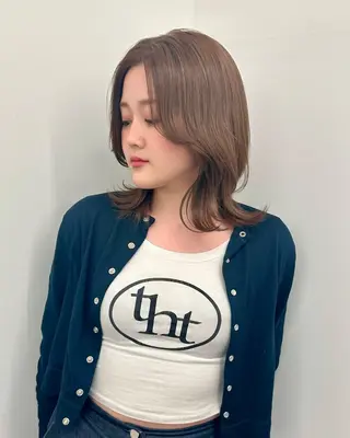 ミディアム カラー ブリーチなし/レイヤ ー特化🌈Tommyのヘアスタイル