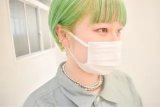 ショート カラー てんま さやかのヘアスタイル