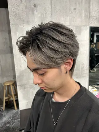 カラー メンズ 前田 匡蔵のヘアスタイル