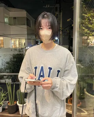 ショート カラー 佐伯 和佳のヘアスタイル