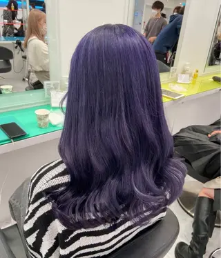 ロング カラー ヘアアレンジ 🩵ダメージレス艶感 ハイトーン🩷のヘアスタイル