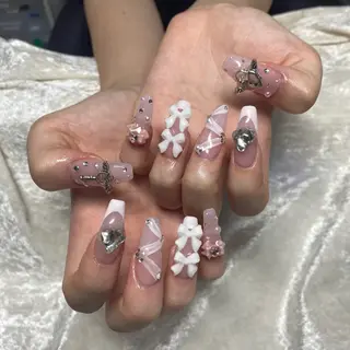 ネイル ヘアセット&ネイルサロンN.A.B.池袋店所属・N.A.B.nail Reikoのネイルデザイン