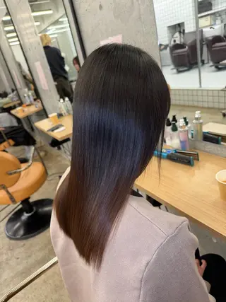 セミロング 縮毛矯正×髪質改善× 艶髪カラー　吉原和磨のヘアスタイル