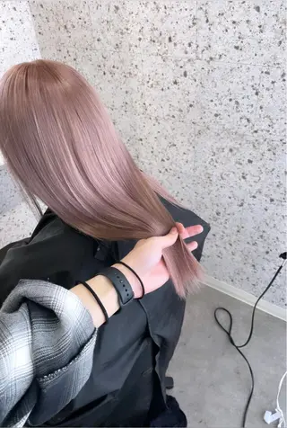 セミロング 有人/バレイヤージュ /シャドールーツのヘアスタイル