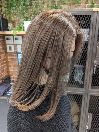 セミロング カラー Share salon JAM所属・美髪矯正 キョウスケのヘアスタイル