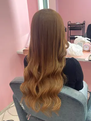 ロング illfrere所属・illfrere MOMOKAのヘアスタイル