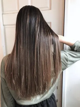 ロング カラー 【代表】高山 一真のヘアスタイル