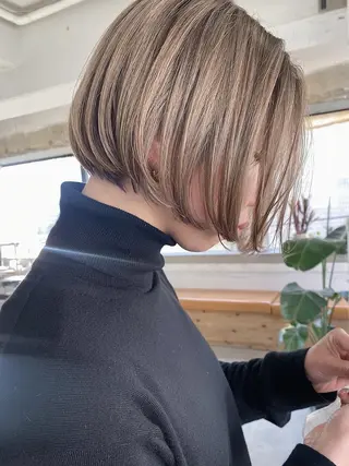 ショート カラー ヘアアレンジ スパイラルパーマ 🌐hina⭐️のヘアスタイル