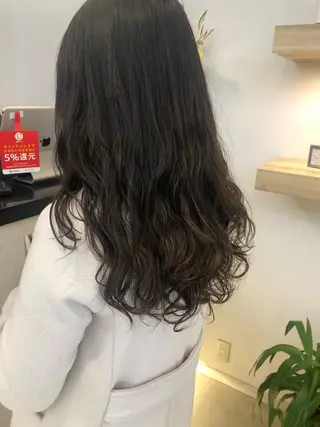 ミディアム カラー パーマ ヘアアレンジ apish aoyama所属・武 愛子の眉毛・アイブロウイメージ