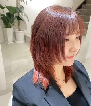 ミディアム 八木 聖華のヘアスタイル