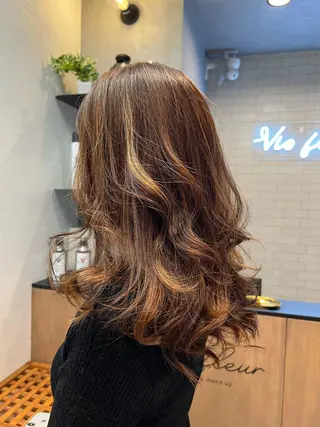 セミロング カラー パーマ 清水 義久のヘアスタイル