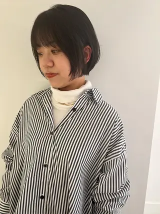 ショート ブリーチカラー🎀 韓国風/寺門美優のヘアスタイル